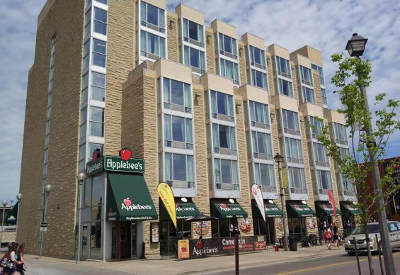 Days Inn Niagara Falls Clifton Hill Niagara Falls Hotels