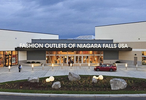 Fashion Outlets of Niagara Falls - Niagara Falls Shopping