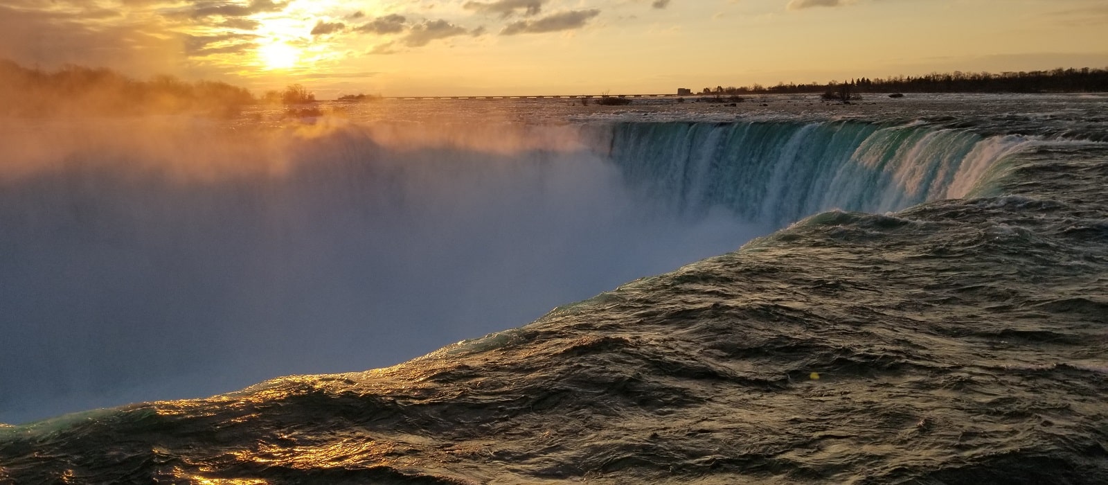 Enter to Win a Trip to Niagara Falls | Niagara Falls Hotels