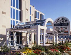 Niagara Falls Fallsview Inn