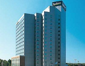 Radisson Hotel & Suites Fallsview